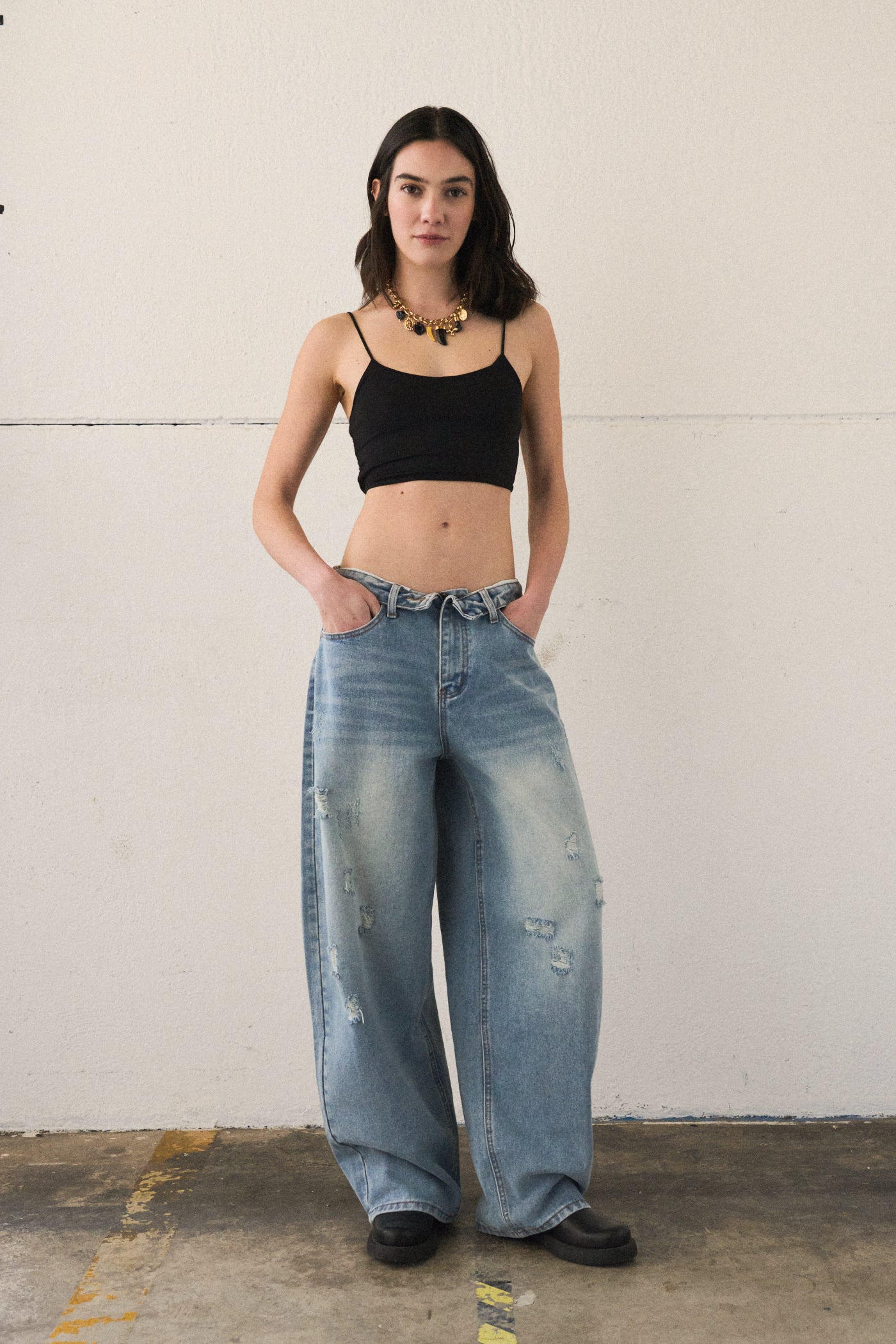 Jeans barrel con cintura risvoltata - DENIM BLU