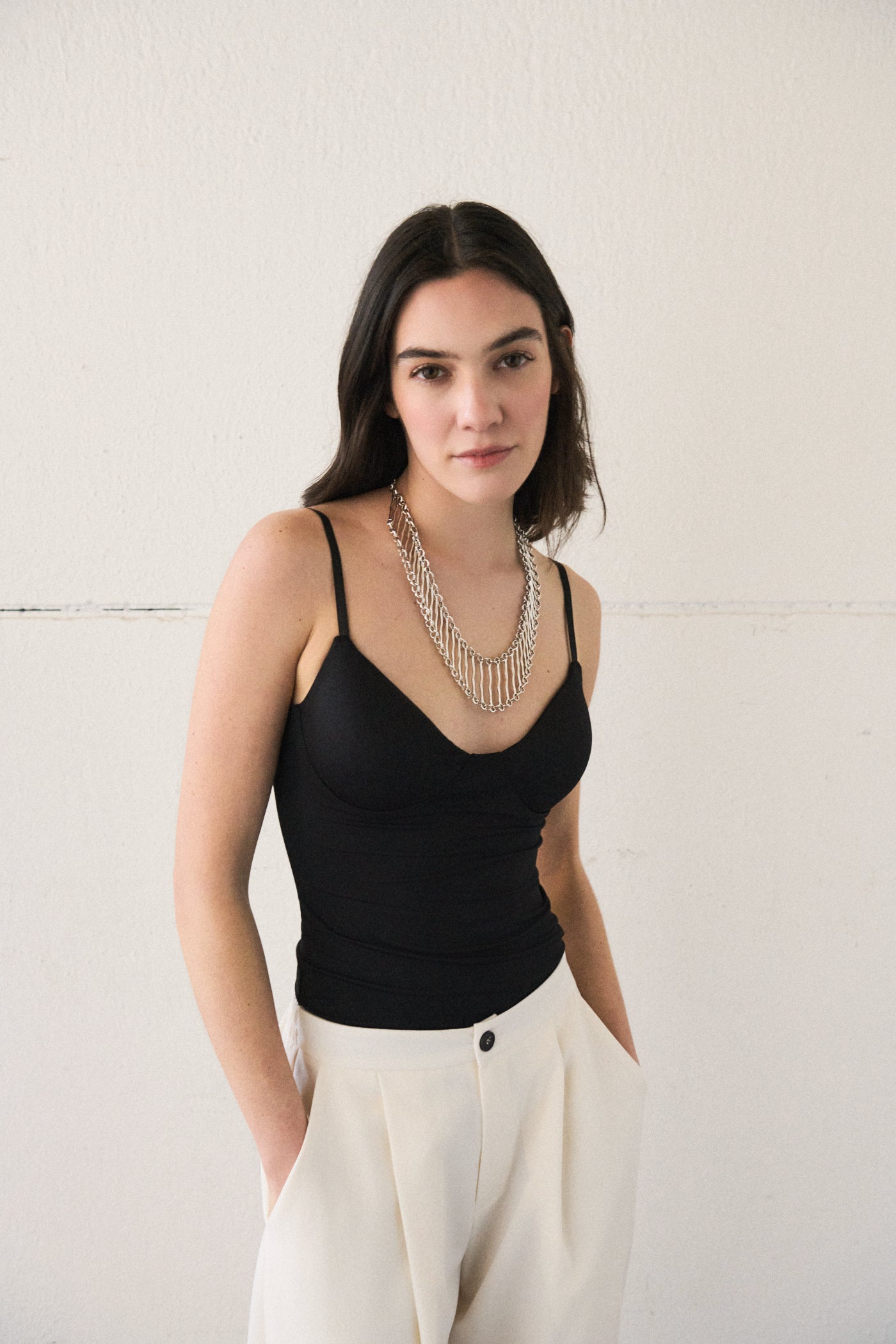Top spalline con coppe - NERO