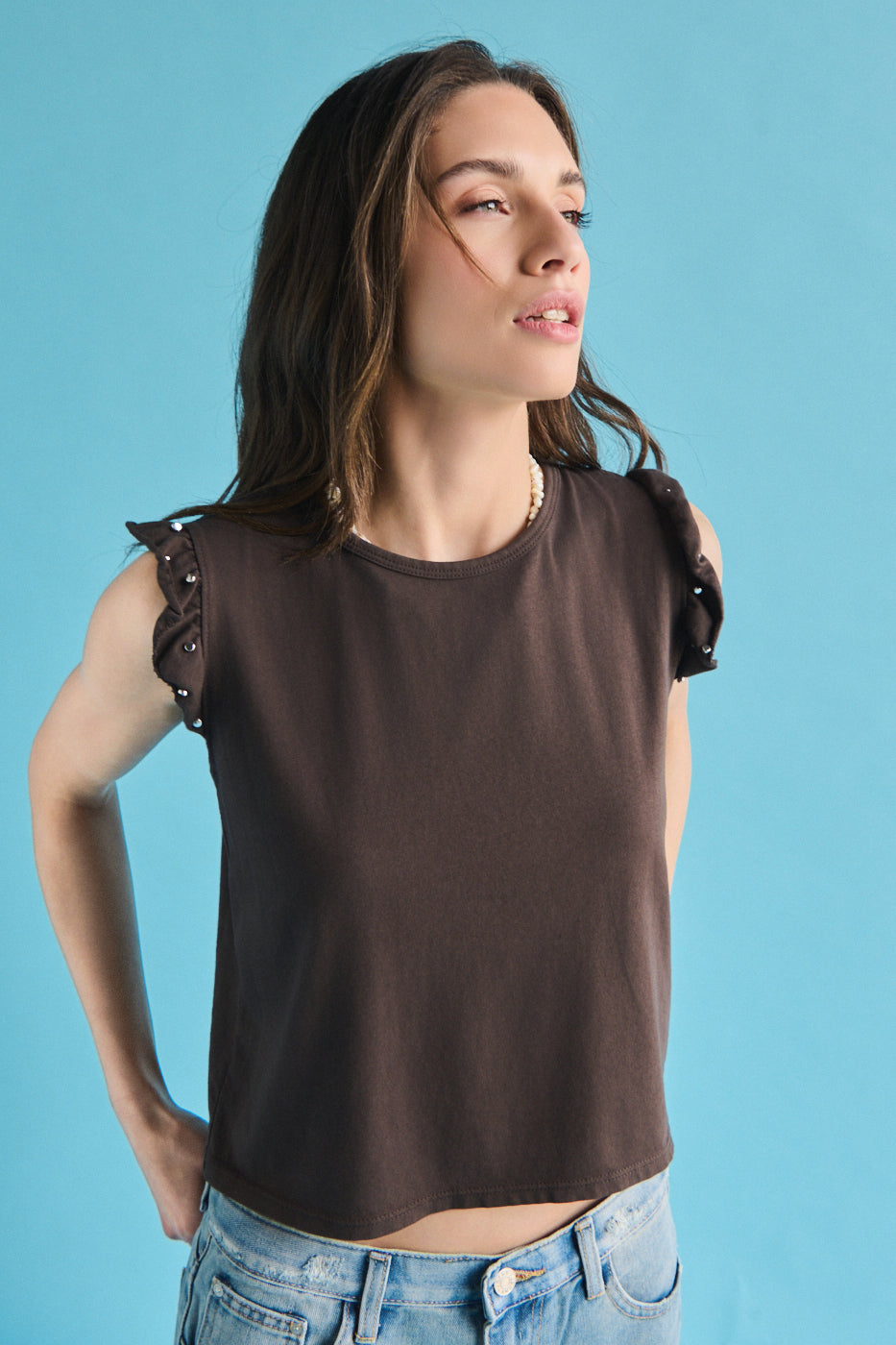 Maglia aletta con borchie - MARRONE